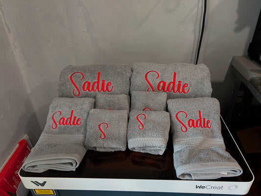 Embroidered Towel Set 8 Pieces